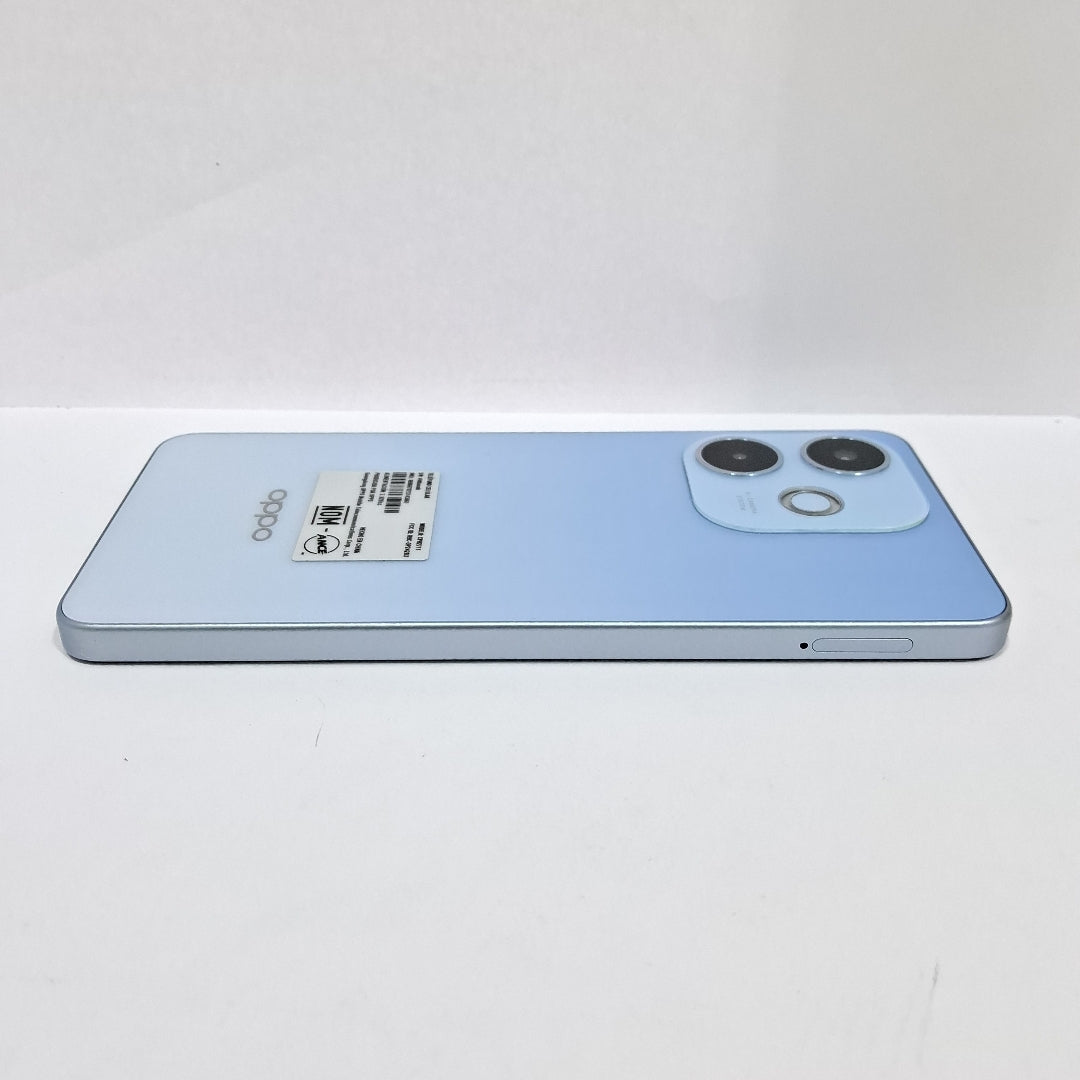 CELULAR OPPO  A5 PRO CPH2711 (2025) 256 GB 8 GB RAM (SEMINUEVO)