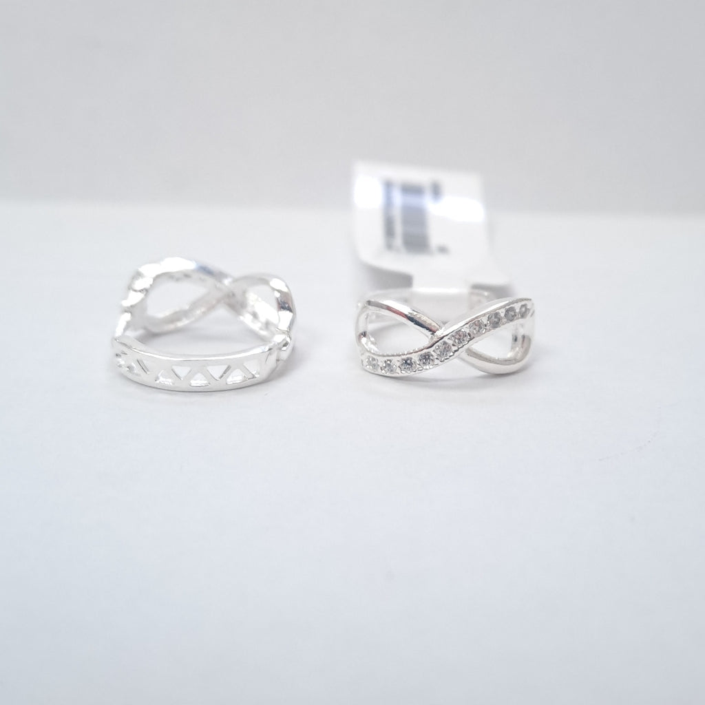HUGGIES INFINITO CIRCONIAS PLATA .925 2.4 GR (NUEVO)