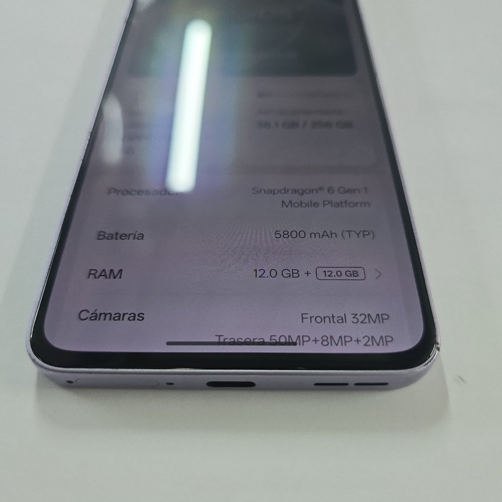 CELULAR OPPO  RENO 13F 5G CPH2699 (2025) 256 GB 12 GB RAM (SEMINUEVO)