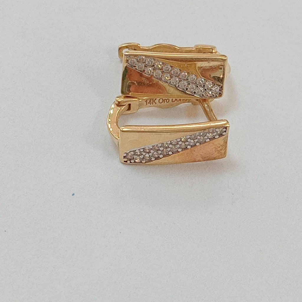 ARETES PAR ORO 14 K 2.9 GRMS (SEMINUEVO)