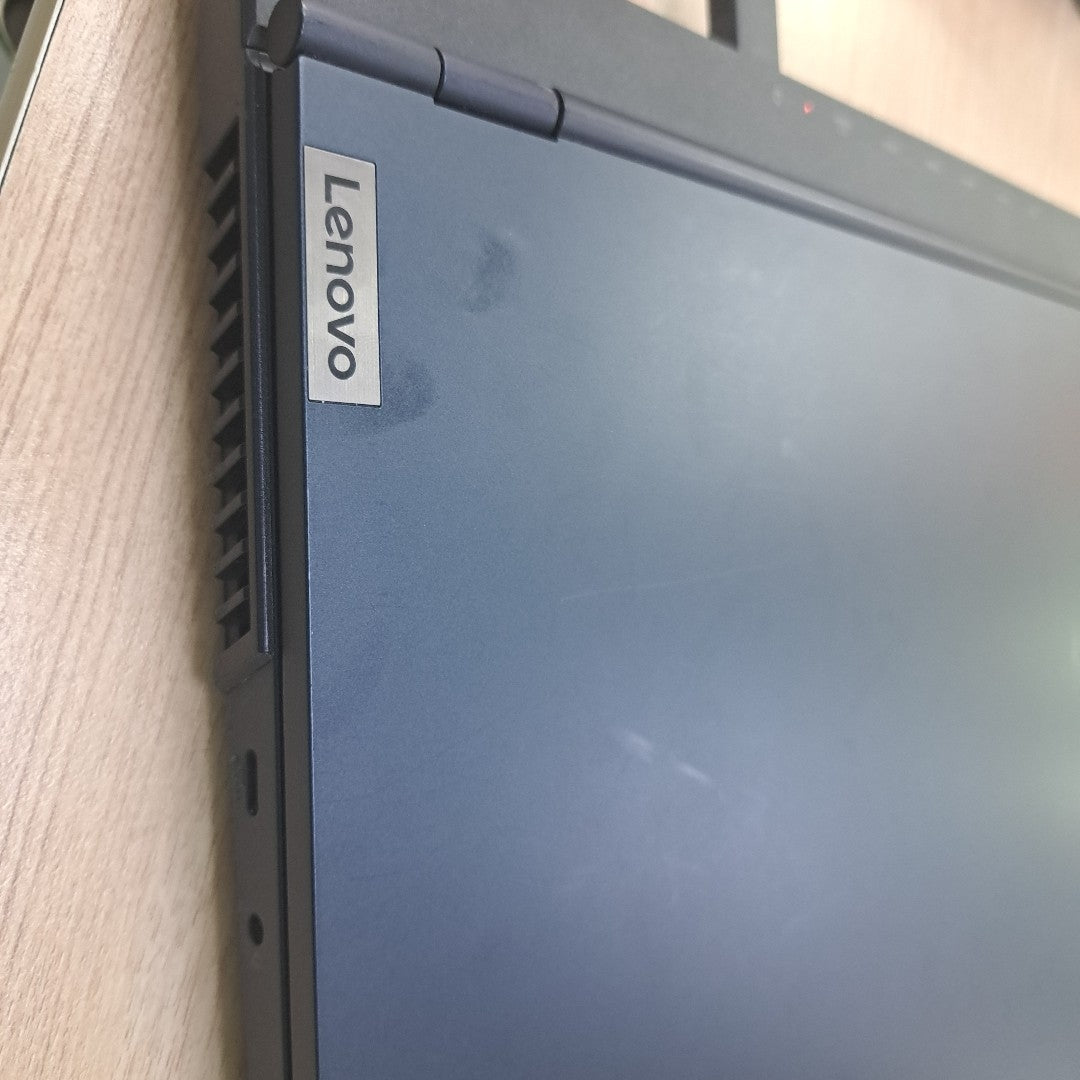 LAPTOP LENOVO LEGION 5 15ACH6 (2022) 512 GB SSD 16 GB RAM (SEMINUEVO)