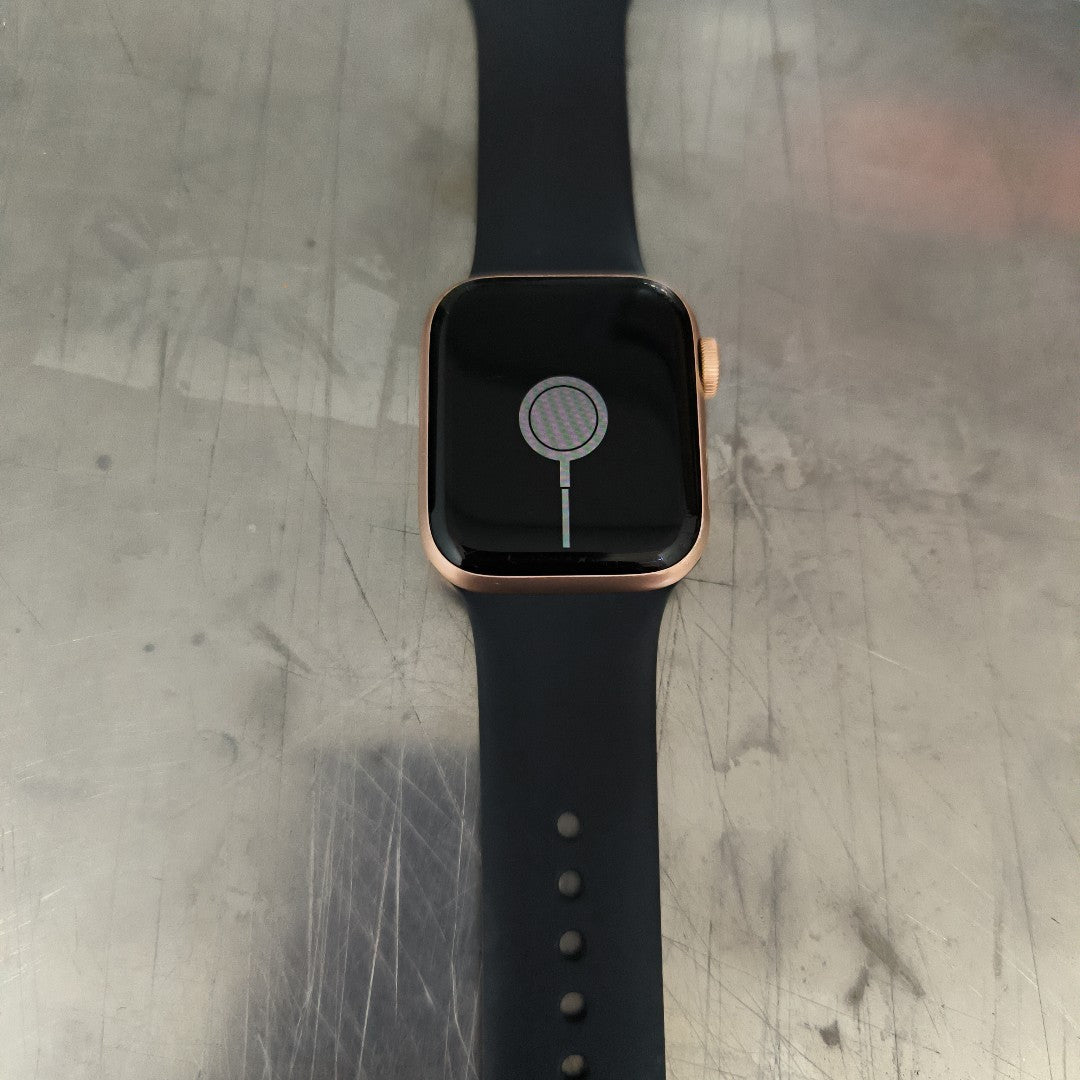 SMARTWATCH APPLE SE ALUMINIO A2351 40 MM GPS (SEMINUEVO)