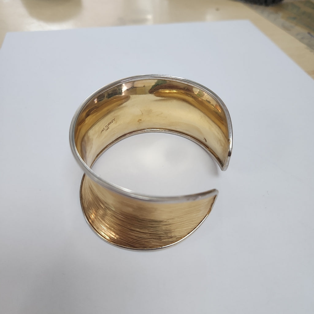 PULSERA RIGIDA ORO COMBINADO 14 K 25.7 GRMS (SEMINUEVO)