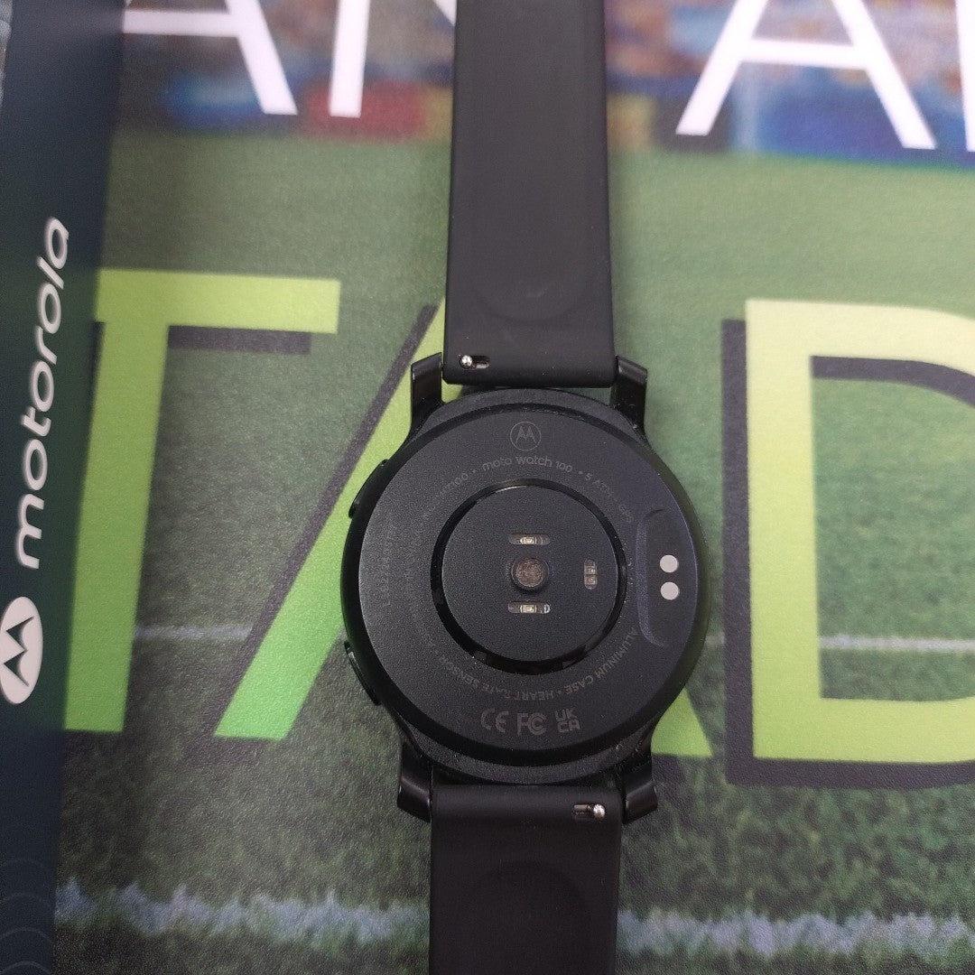SMARTWATCH MOTOROLA MOTO WATCH 100 42 MM BLUETOOTH (SEMINUEVO)