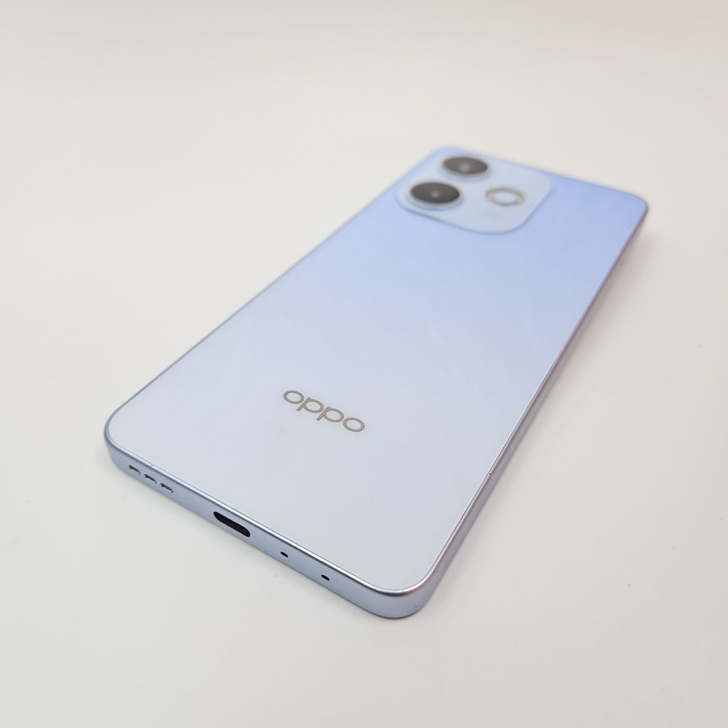CELULAR OPPO  A5 PRO CPH2711 (2025) 256 GB 8 GB RAM (SEMINUEVO)