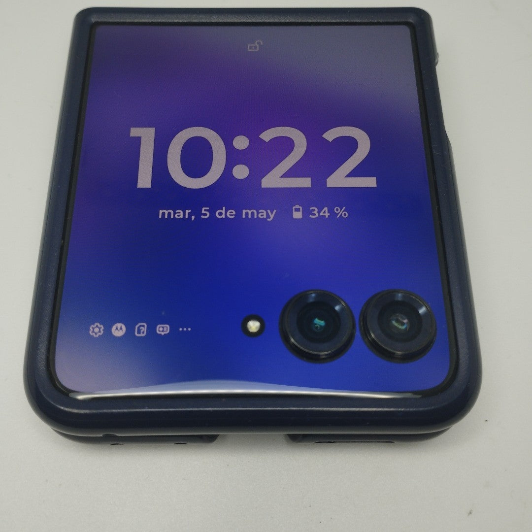 CELULAR MOTOROLA RAZR 50 ULTRA XT2451-3 (2024) 512 GB 12 GB RAM (SEMINUEVO)