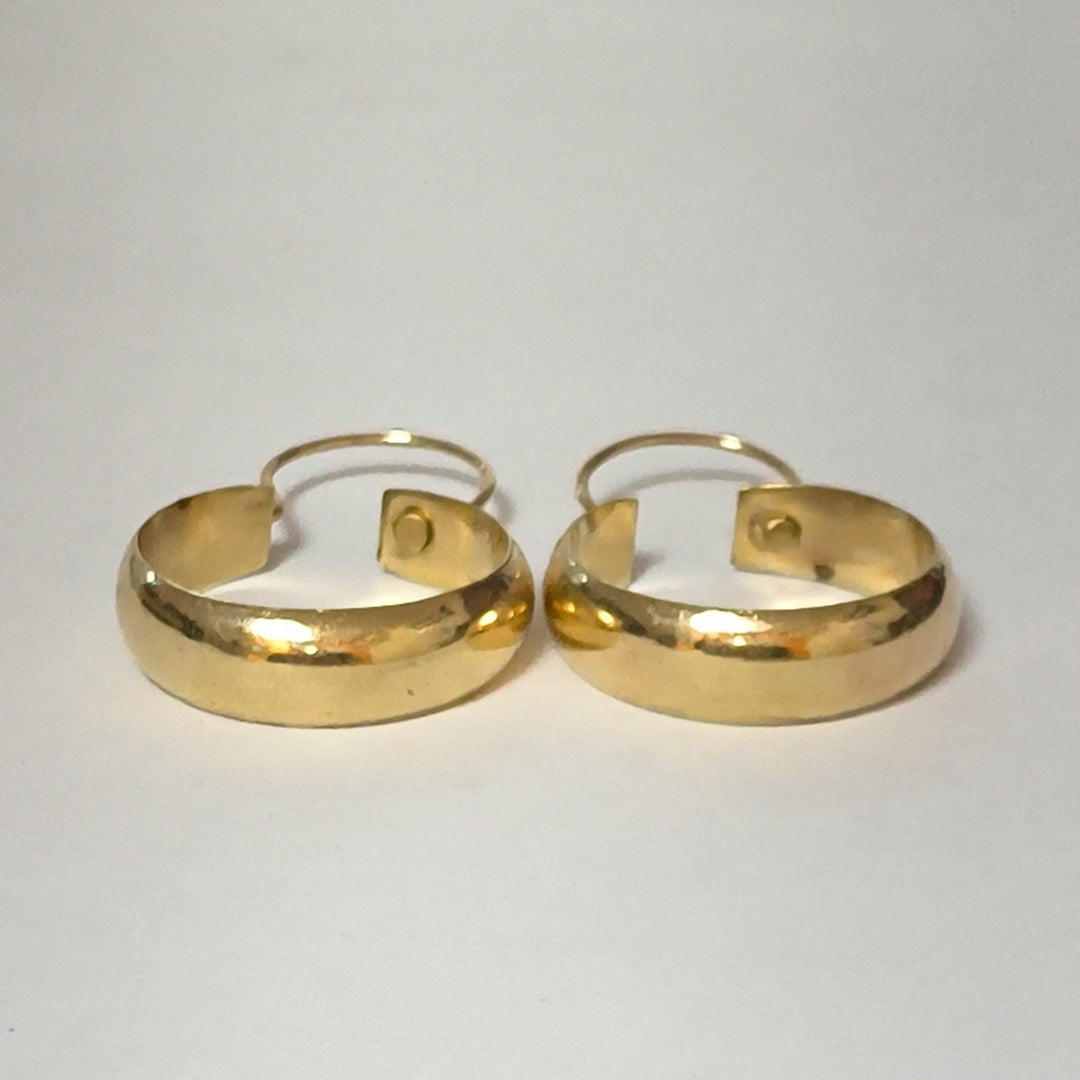 ARRACADAS PAR ORO 10 K 3.2 GRMS (SEMINUEVO)