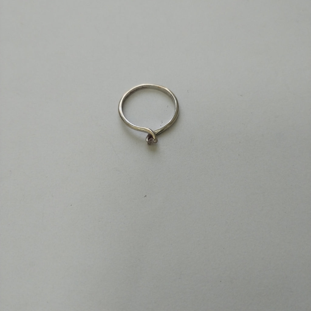 ANILLITO ORO, ORO BLANCO 14 K 1.4 GRMS (SEMINUEVO)
