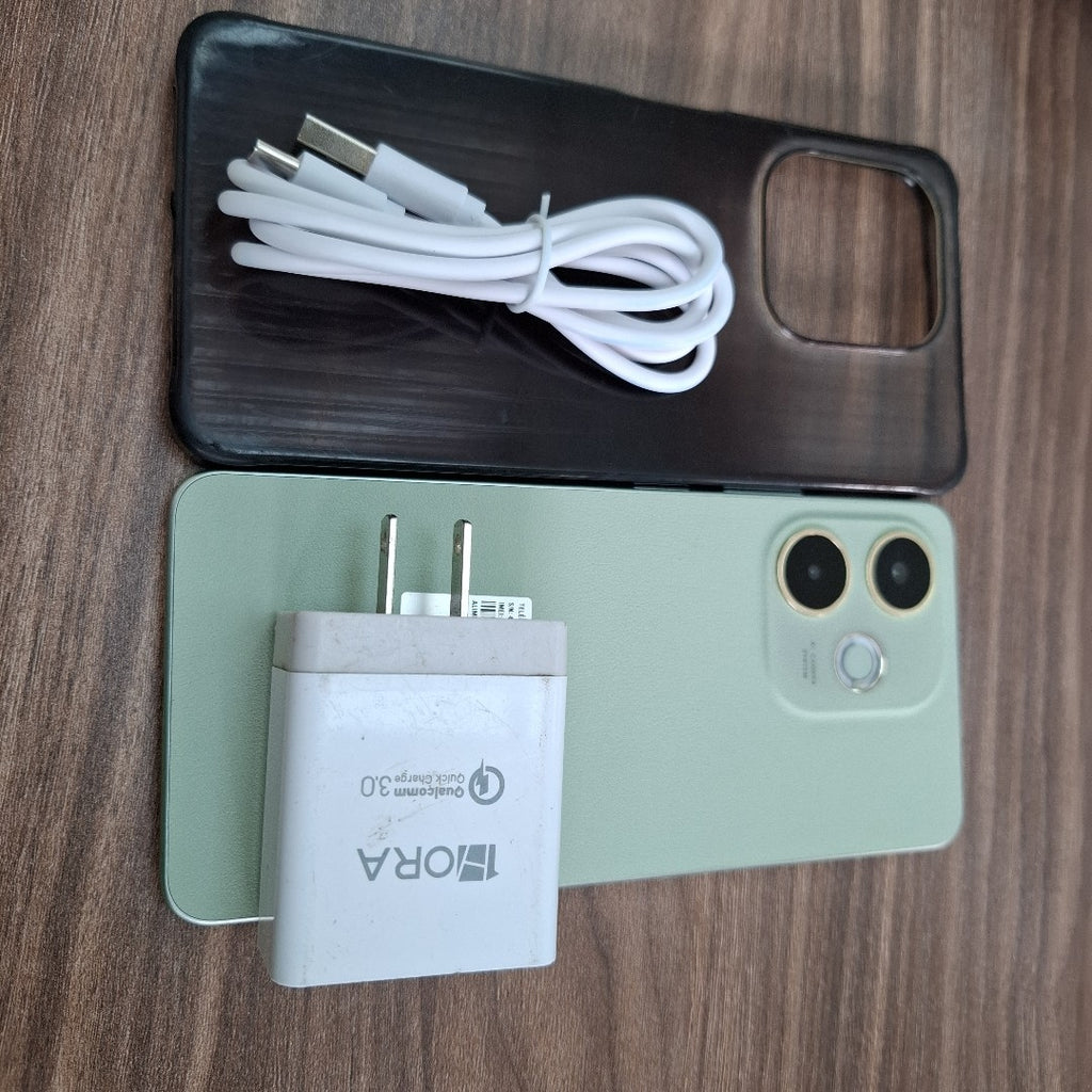 CELULAR OPPO A5 PRO CPH2711 (2025) 256 GB 8 GB RAM (SEMINUEVO)