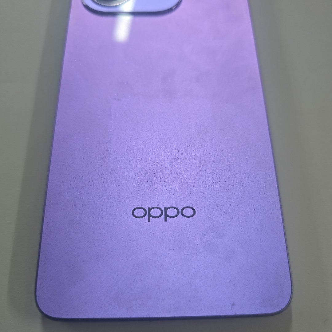 CELULAR OPPO A40 CPH2669 (2024) 256 GB 4 GB RAM (SEMINUEVO)