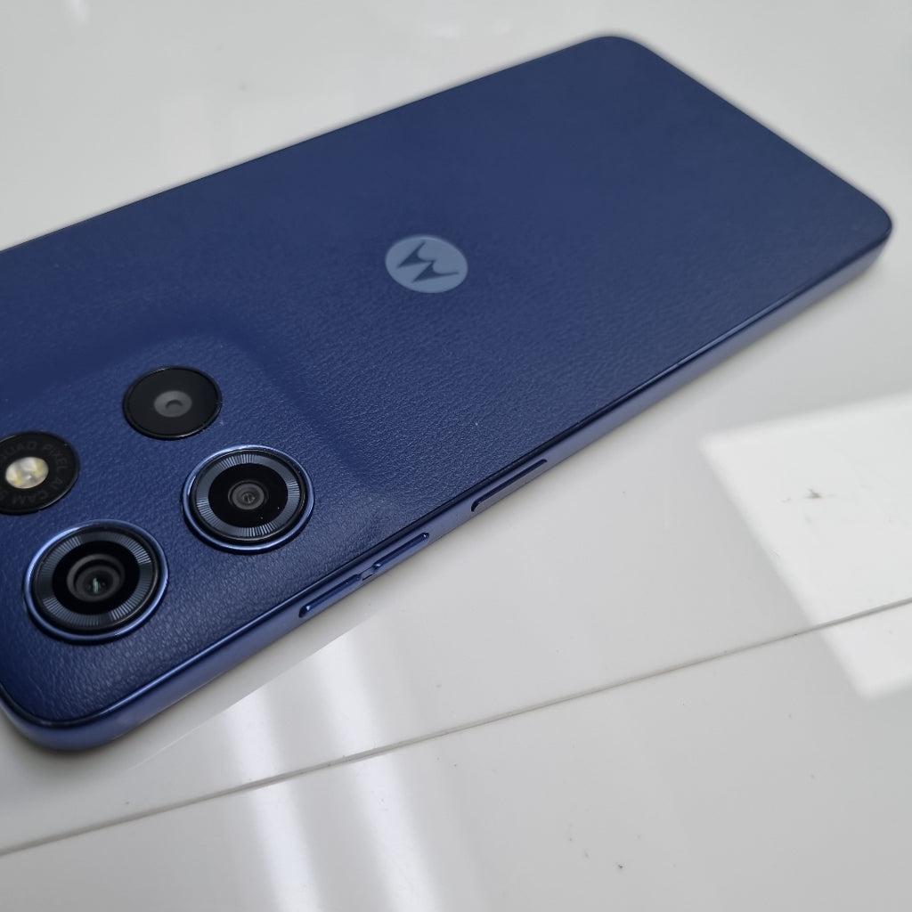 CELULAR MOTOROLA MOTO G15 XT2521-2 (2025) 512 GB 4 GB RAM (SEMINUEVO)