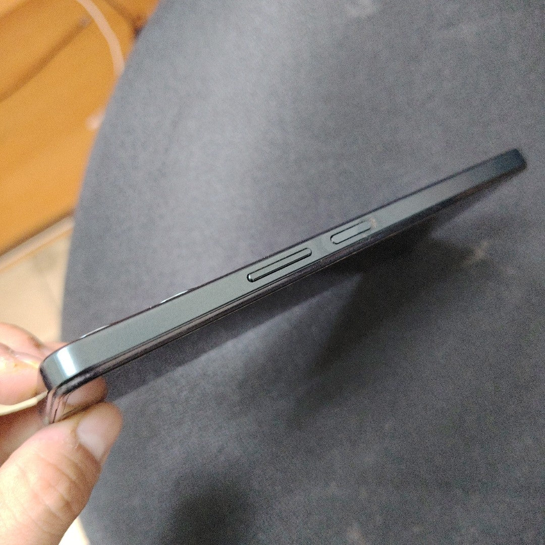 CELULAR VIVO Y04 V2430 (2025) 256 GB 4 GB RAM (SEMINUEVO)