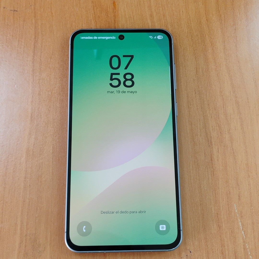 CELULAR SAMSUNG GALAXY A56 SM-A566E (2025) 128 GB 8 GB RAM (SEMINUEVO)