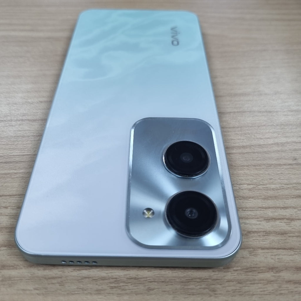 CELULAR VIVO Y18 V2333 128 GB 6 GB (SEMINUEVO)