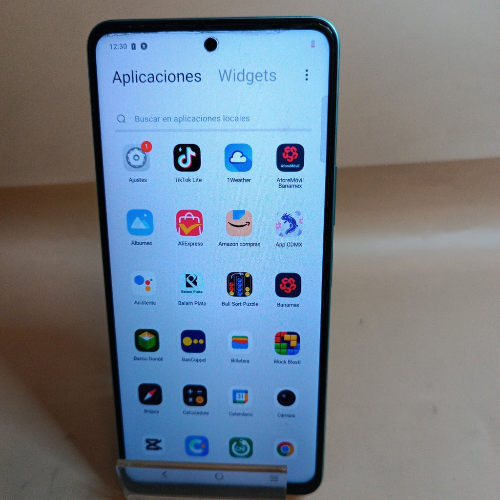 CELULAR VIVO Y36 V2247 256 GB 8 GB RAM (SEMINUEVO)
