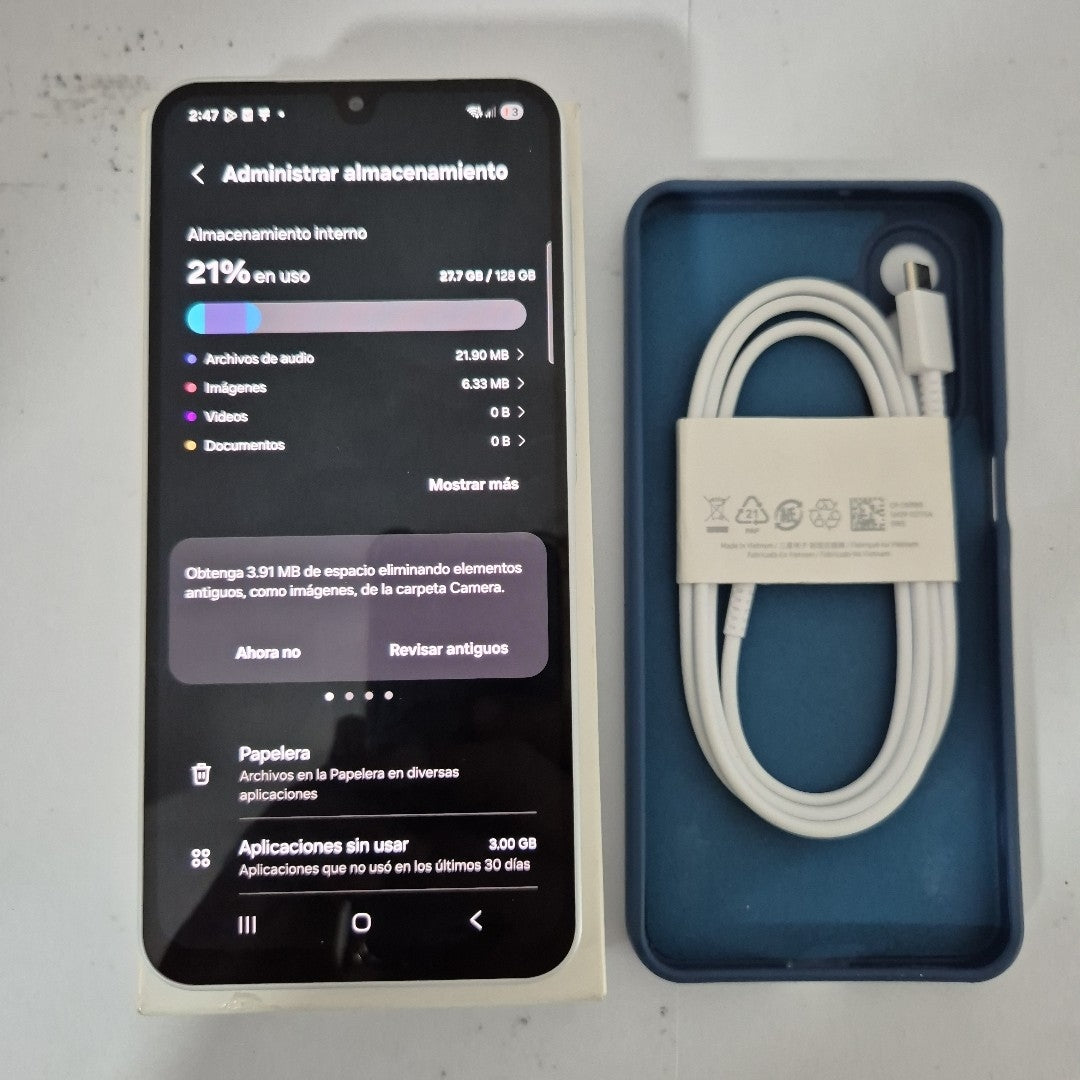 CELULAR SAMSUNG GALAXY A26 5G SM-A266M (2025) 128 GB 6 GB RAM (SEMINUEVO)