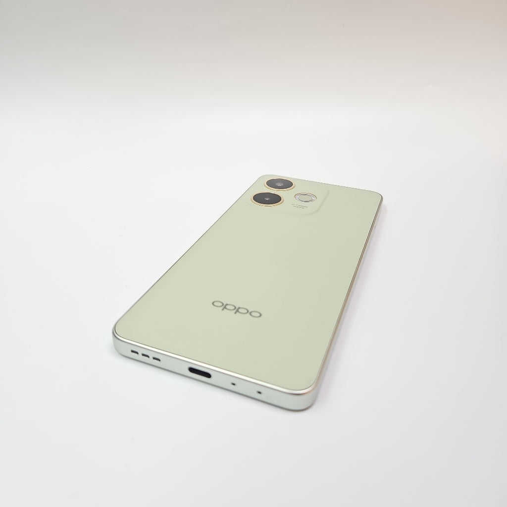 CELULAR OPPO A5 PRO CPH2711 (2025) 256 GB 8 GB RAM (SEMINUEVO)