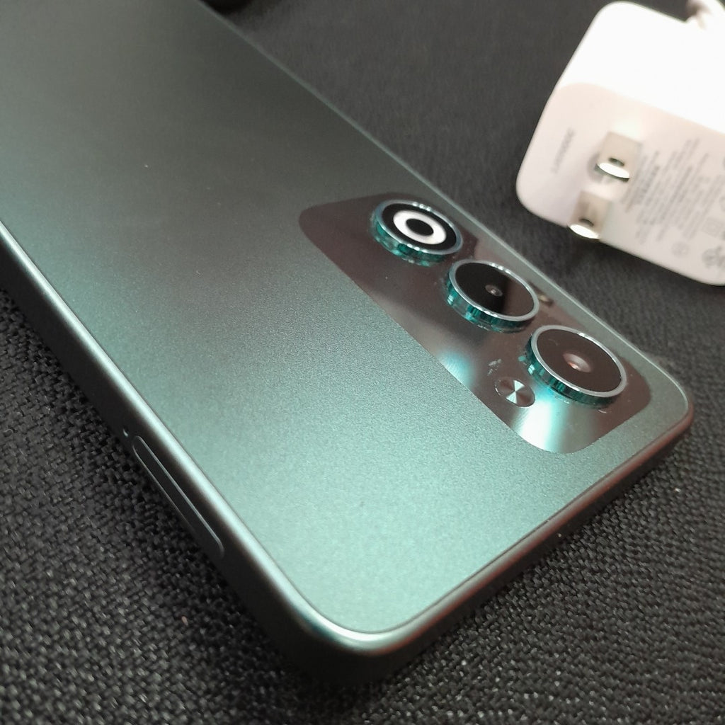 CELULAR OPPO A5 CPH2727 (2025) 256 GB 4 GB RAM (SEMINUEVO)