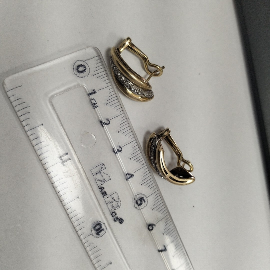 ARETES PAR ORO 14 K 7.9 GRMS (SEMINUEVO)