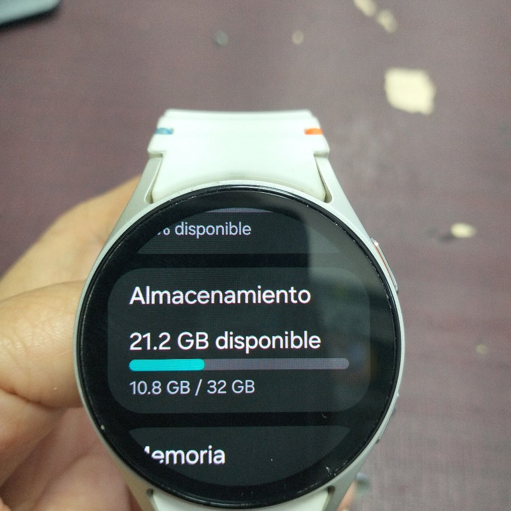 SMARTWATCH SAMSUNG GALAXY WATCH 7 SM-L300 40 MM BLUETOOTH (SEMINUEVO)