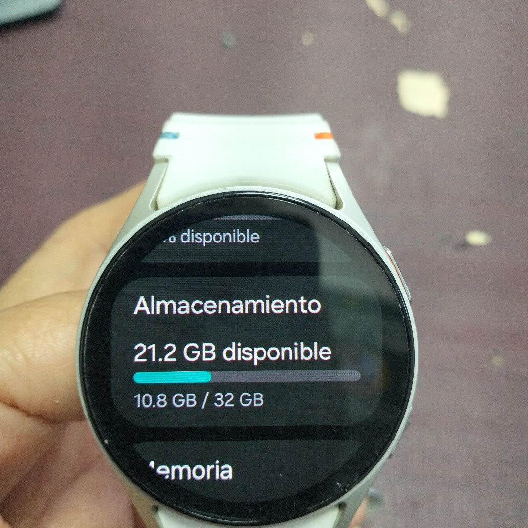 SMARTWATCH SAMSUNG GALAXY WATCH 7 SM-L300 40 MM BLUETOOTH (SEMINUEVO)