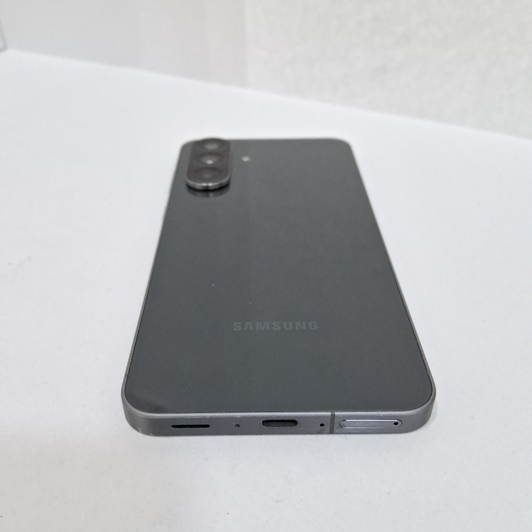 CELULAR SAMSUNG GALAXY A56 SM-A566E (2025) 128 GB 8 GB RAM (SEMINUEVO)