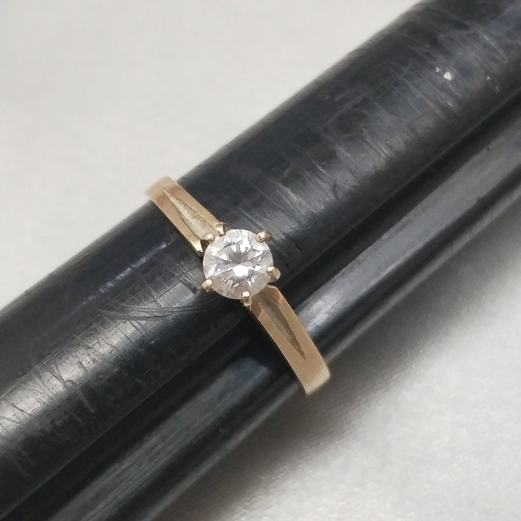 SOLITARIO ORO 8 K 1,80 GRMS (SEMINUEVO)