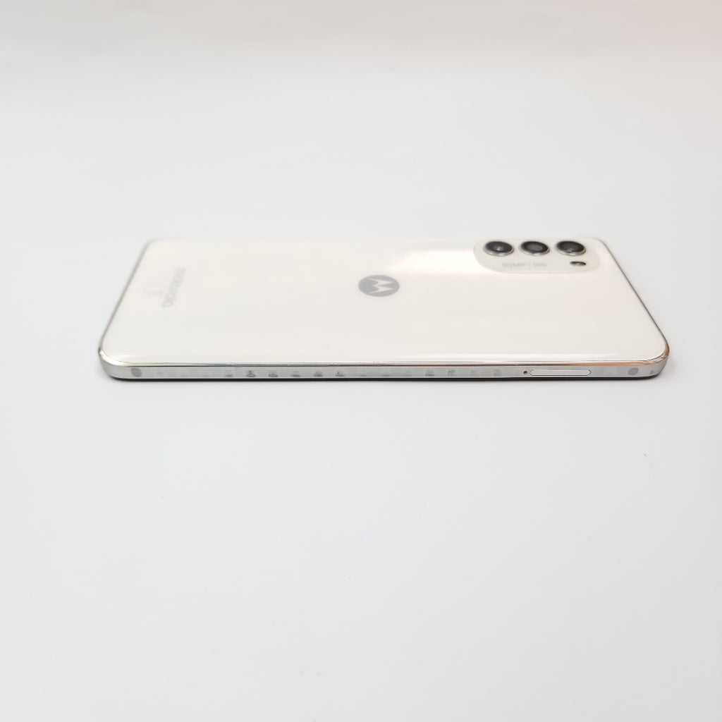 CELULAR MOTOROLA MOTO G82 XT2225-1 128 GB 6 GB RAM (SEMINUEVO)