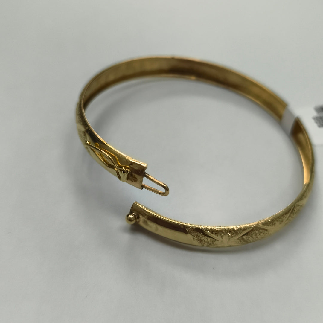 PULSERA RIGIDA ORO 10 K 6.3 GRMS (SEMINUEVO)