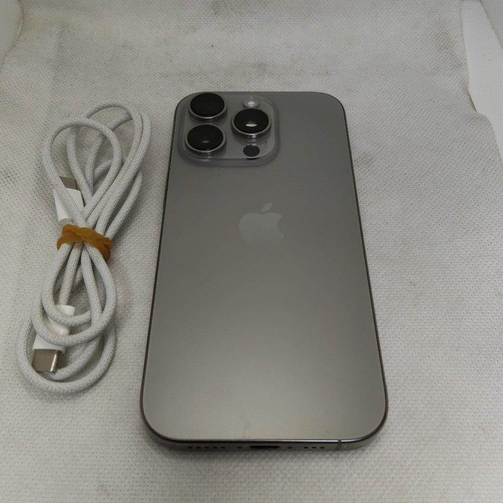 CELULAR APPLE IPHONE 16 PRO A3292 (2024) 128 GB 8 GB RAM (SEMINUEVO)