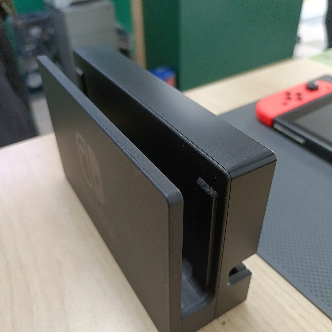 CONSOLA DE VIDEOJUEGO NINTENDO SWITCH 1.1 32 GB (SEMINUEVO)