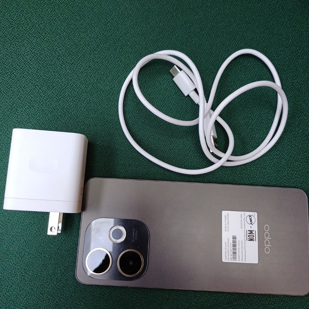 CELULAR OPPO A5 PRO 5G CPH2695 (2025) 256 GB 8 GB RAM (SEMINUEVO)