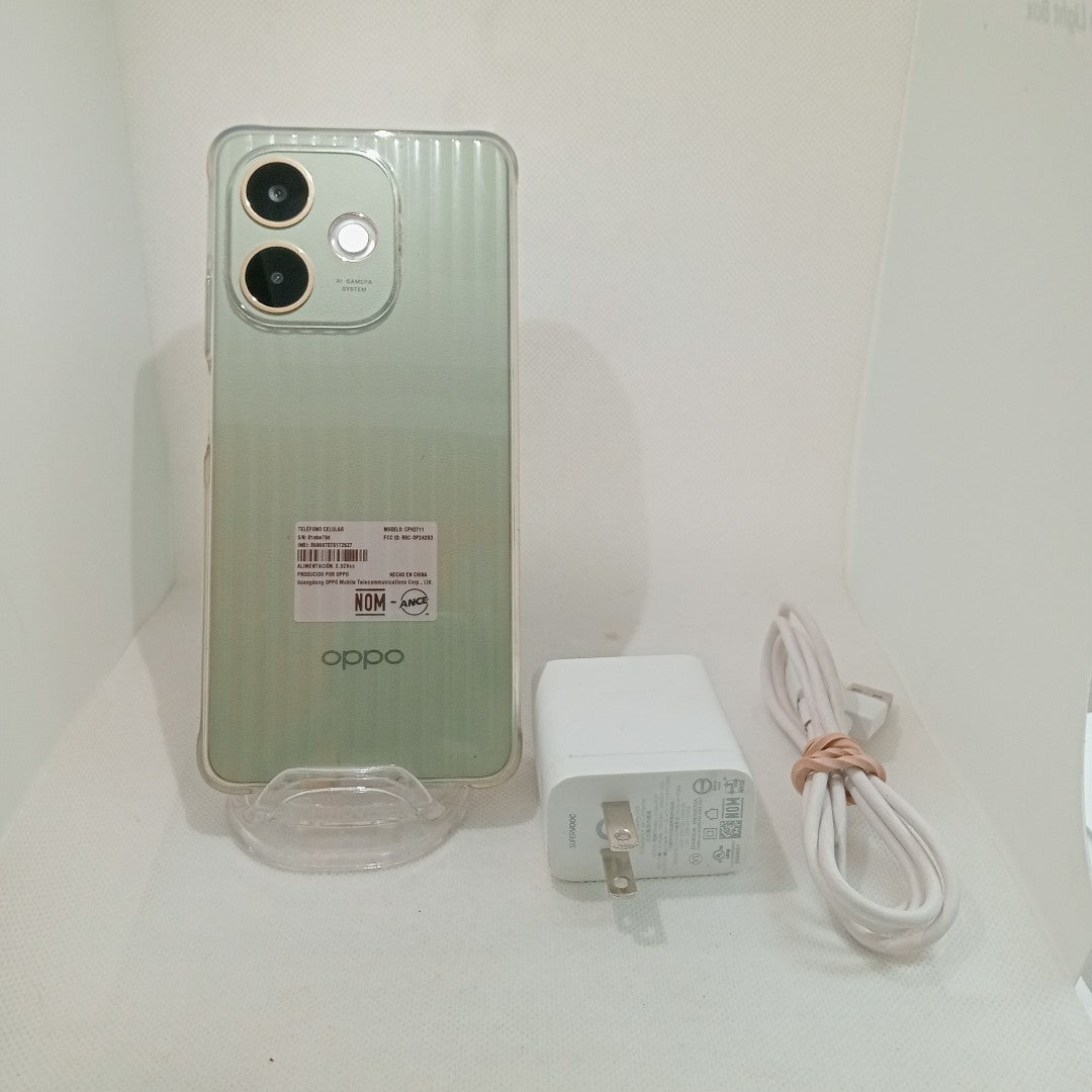 CELULAR OPPO A5 PRO CPH2711 (2025) 256 GB 8 GB RAM (SEMINUEVO)