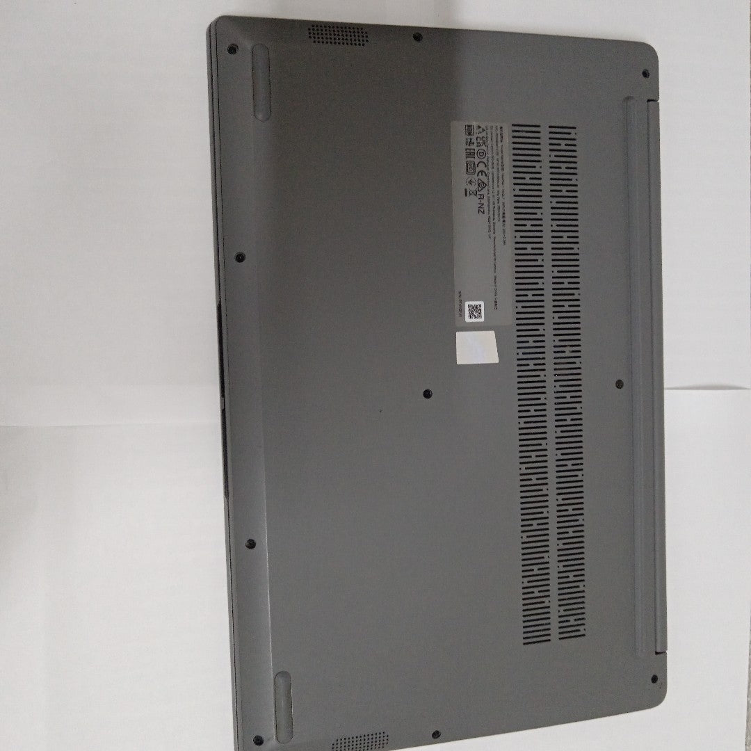 LAPTOP LENOVO IDEAPAD 1 15IGL7 (2024) 256 GB SSD 8 GB RAM (SEMINUEVO)