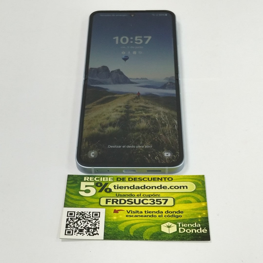 CELULAR SAMSUNG GALAXY Z FLIP6 SM-F741B (2024) 256 GB 12 GB RAM (SEMINUEVO)