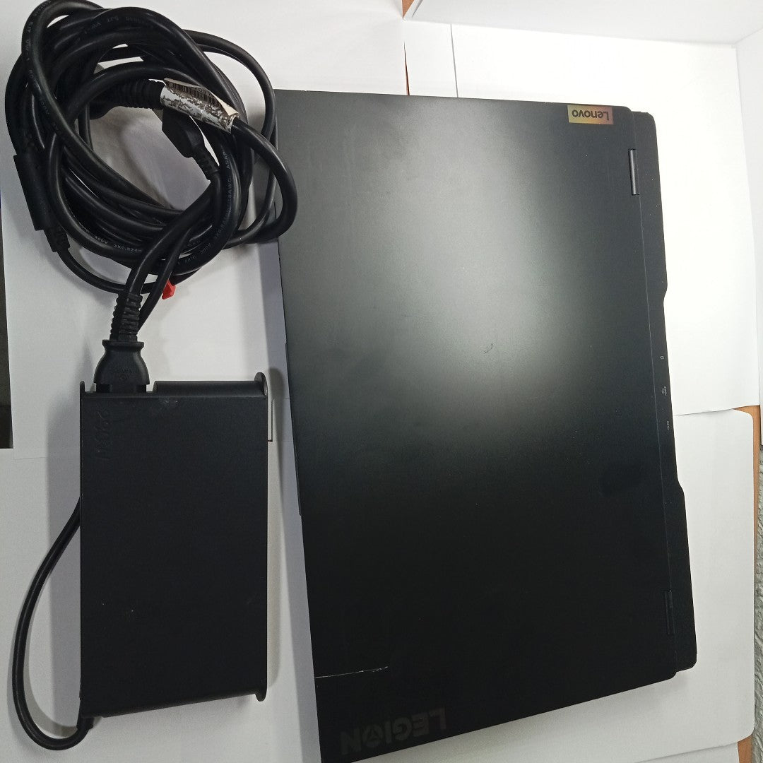 LAPTOP LENOVO LEGION S7 15ACH6 (2021) 1 TB SSD 16 GB RAM (SEMINUEVO)