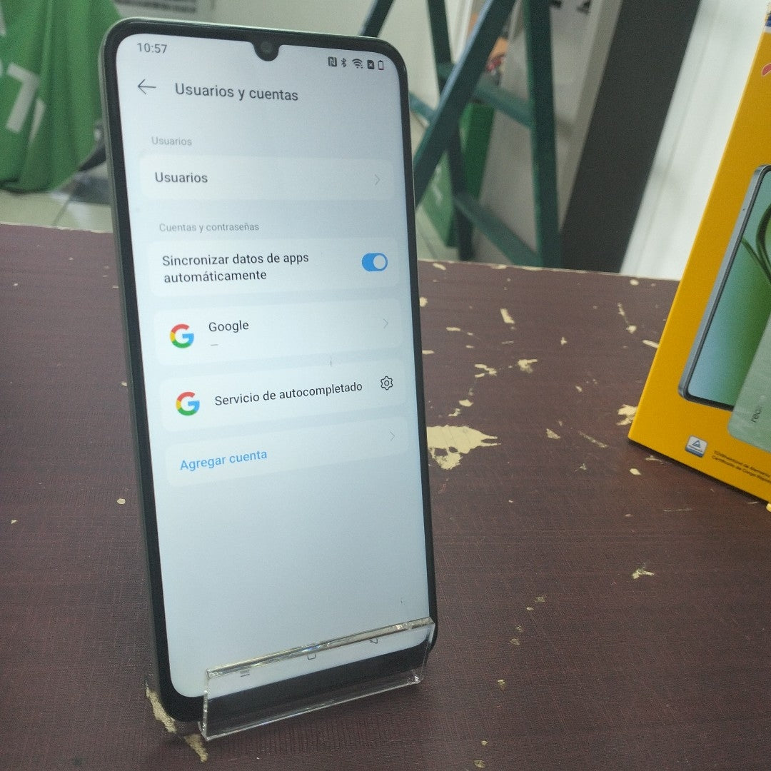 CELULAR REALME C63 RMX3939 (2024) 256 GB 8 GB RAM (SEMINUEVO)