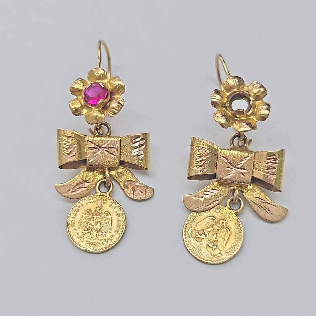 K1 7,00 GRMS 10 K IDENTIFICACIÓN ARETES PAR MATERIALES ORO MATERIALES GEMO (SEMINUEVO)
