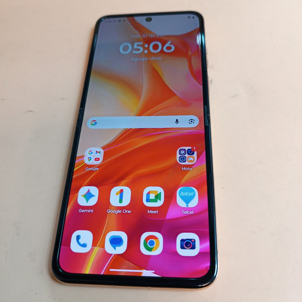 CELULAR MOTOROLA RAZR 50 ULTRA XT2451-3 (2024) 512 GB 12 GB RAM