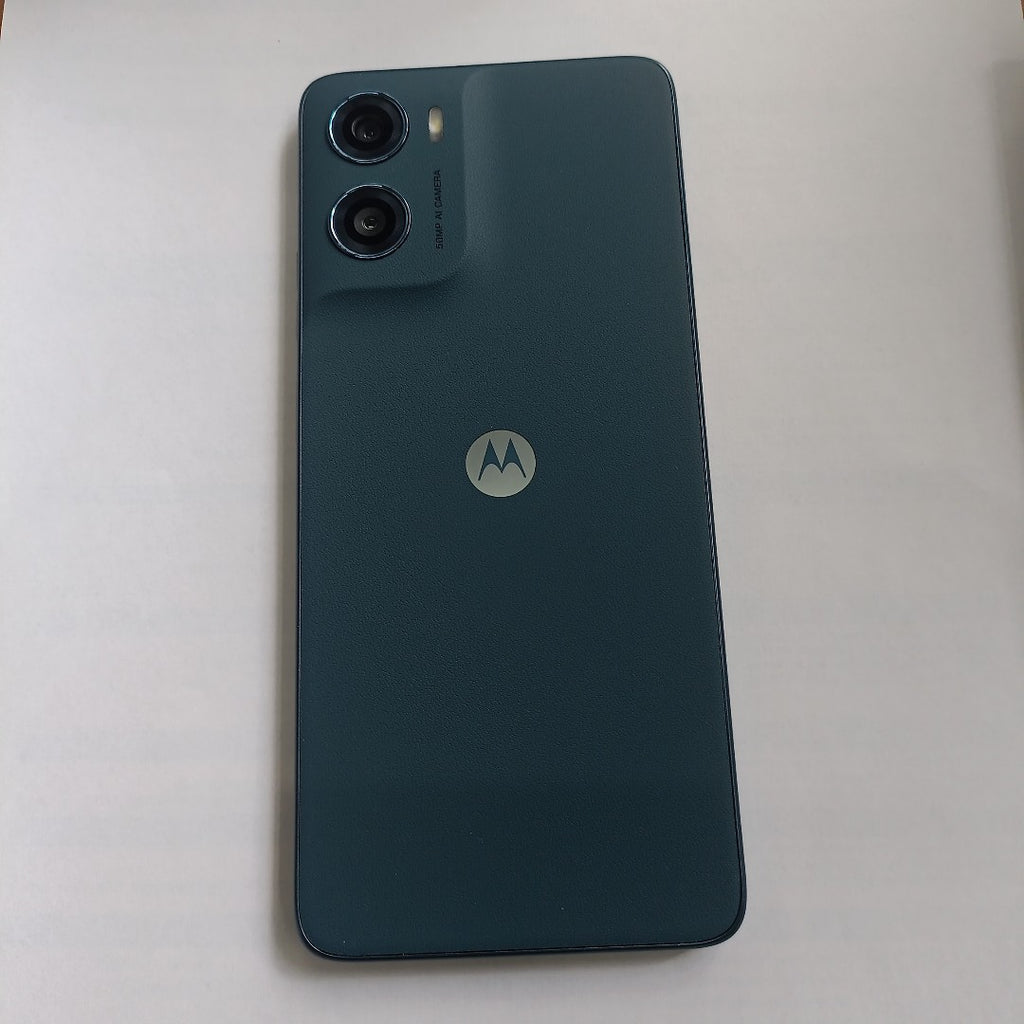 CELULAR MOTOROLA MOTO G06 XT2535-2 (2025) 256 GB 4 GB RAM (SEMINUEVO)