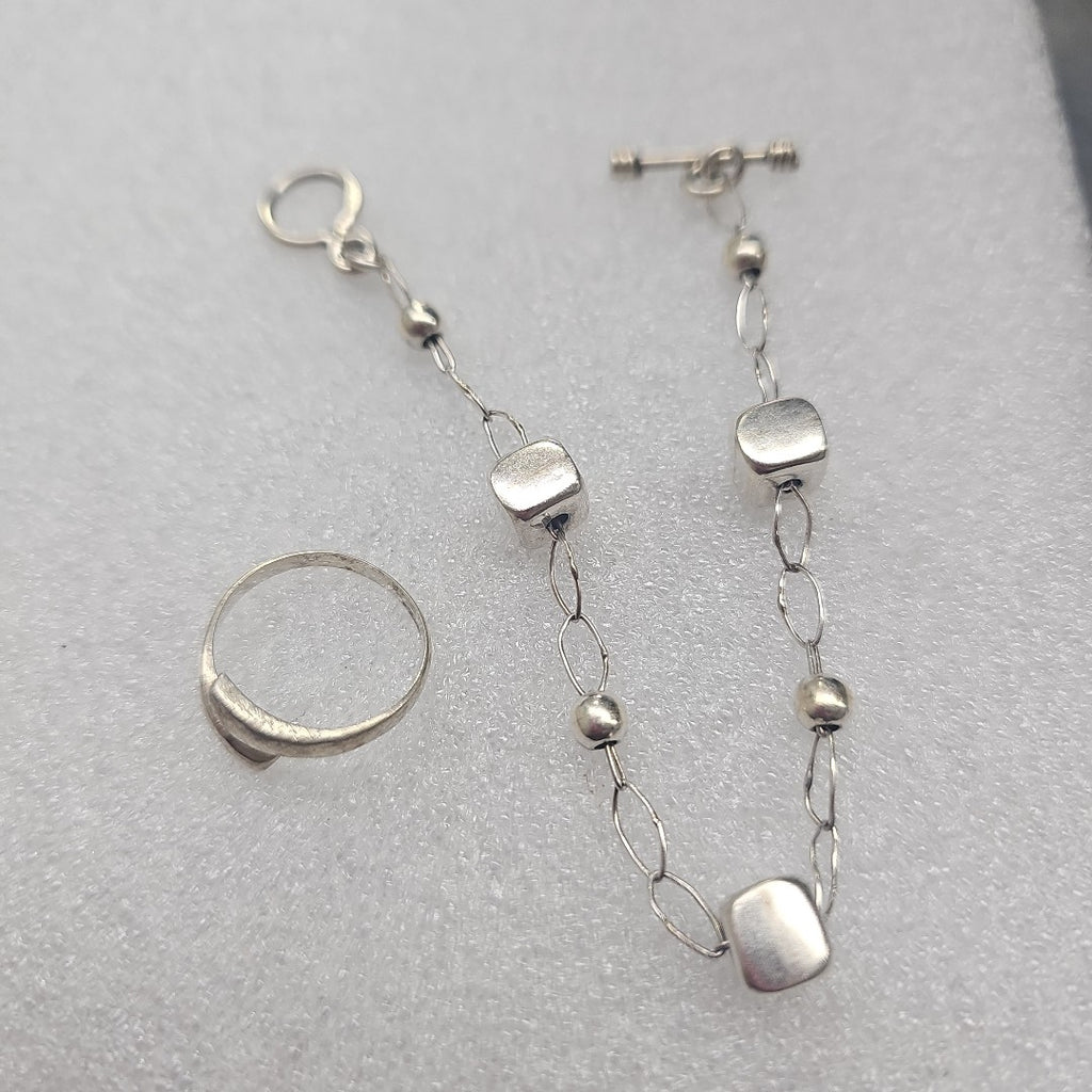 ANILLITO, PULSERA PLATA 11.6 GRMS (SEMINUEVO)