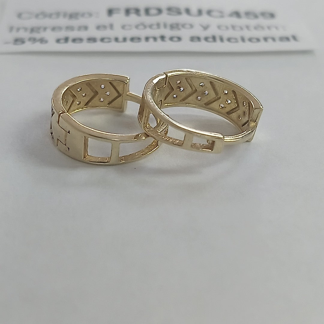 HUGGIES ORO 14K 2.5 (NUEVO)