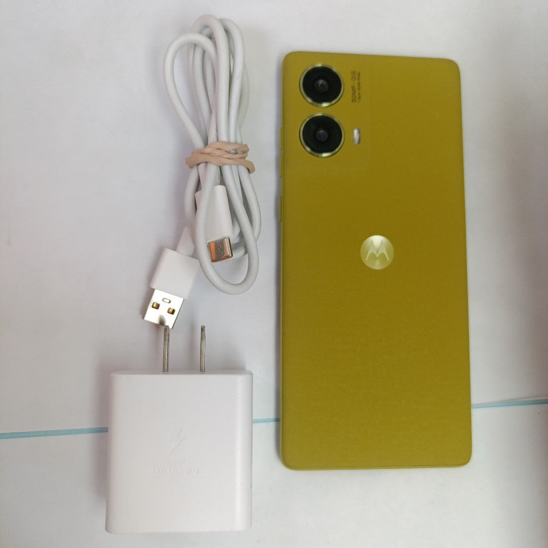 CELULAR MOTOROLA MOTO G85 5G XT2427-1 256 GB 8 GB RAM (SEMINUEVO)