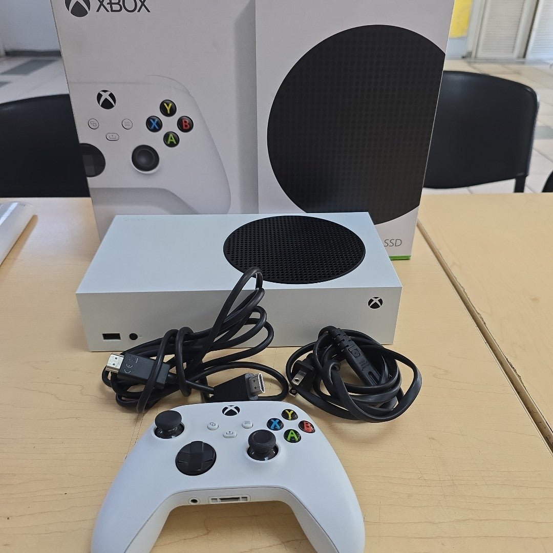 CONSOLA DE VIDEOJUEGO MICROSOFT XBOX SERIES S 512 GB SSD (SEMINUEVO)