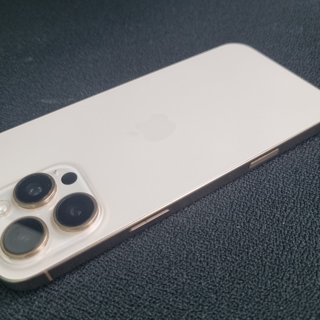 CELULAR APPLE IPHONE 16 PRO MAX A3295 (2024) 256 GB 8 GB RAM (SEMINUEVO)