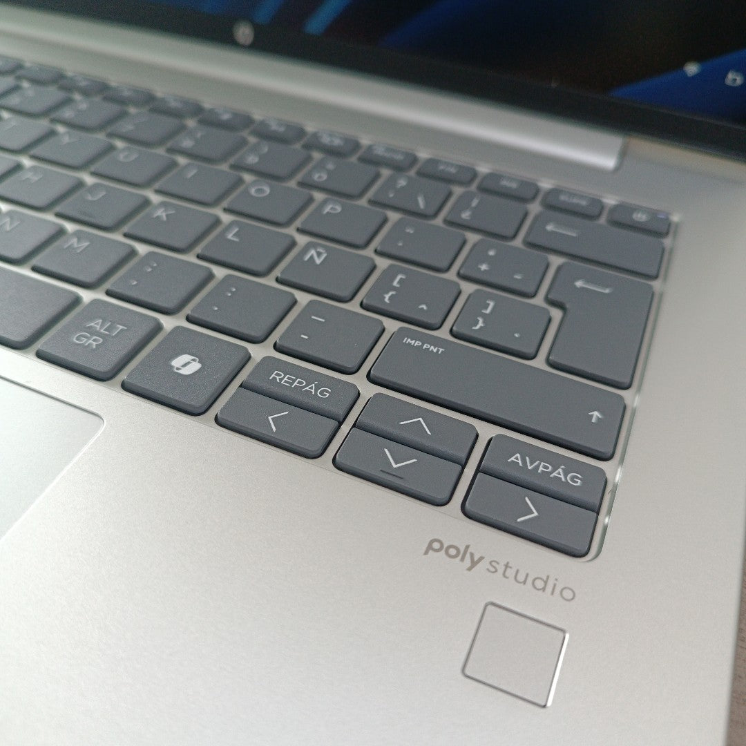 LAPTOP HP PROBOOK 440 G11 (2025) 512 GB SSD 8 GB RAM