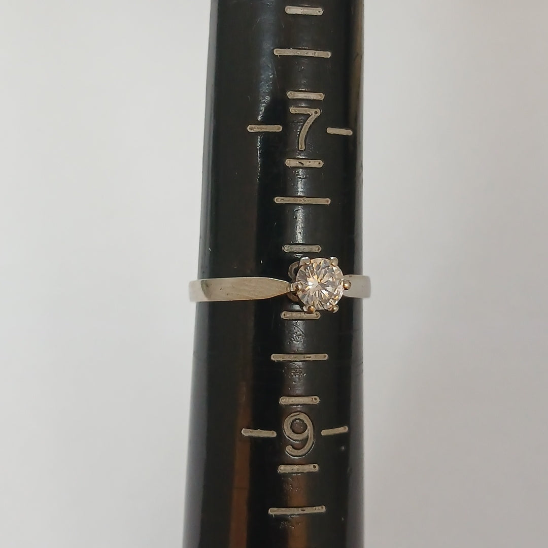 SOLITARIO ORO BLANCO 14 K 1,90 GRMS (SEMINUEVO)