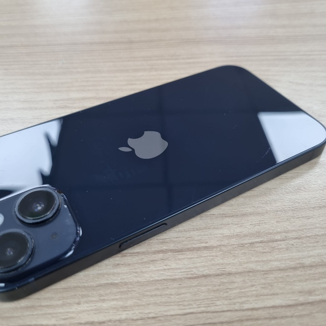 CELULAR APPLE IPHONE 14 A2881 128 GB 6 GB RAM (SEMINUEVO)
