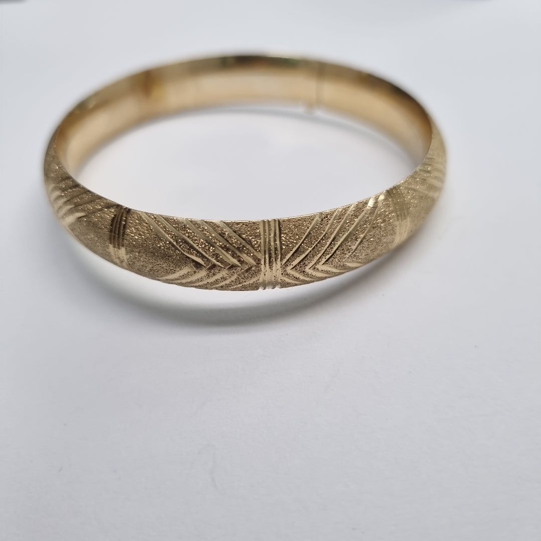PULSERA RIGIDA ORO 14 K 14.3 GRMS (SEMINUEVO)