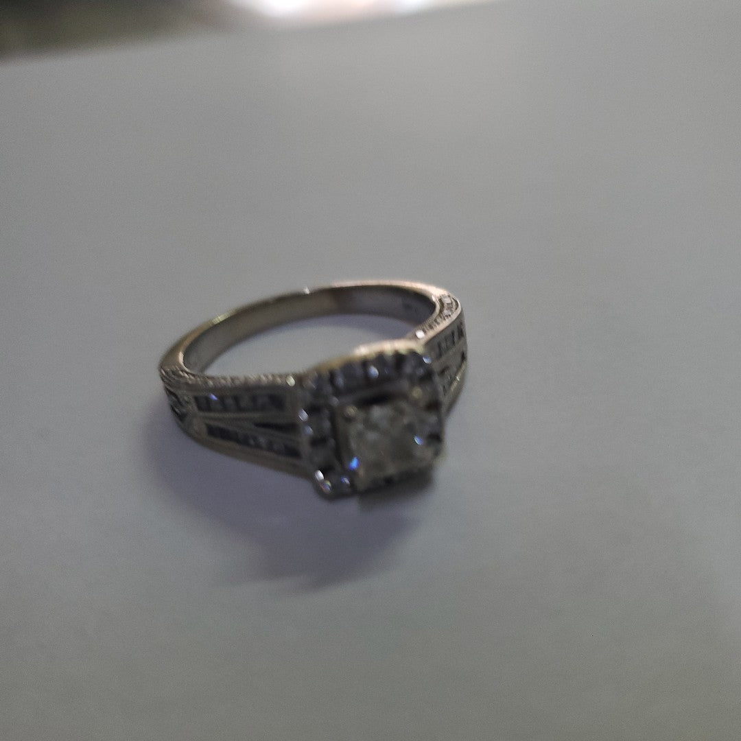 ANILLITO ORO BLANCO 14 K 6,00 GRMS (SEMINUEVO)